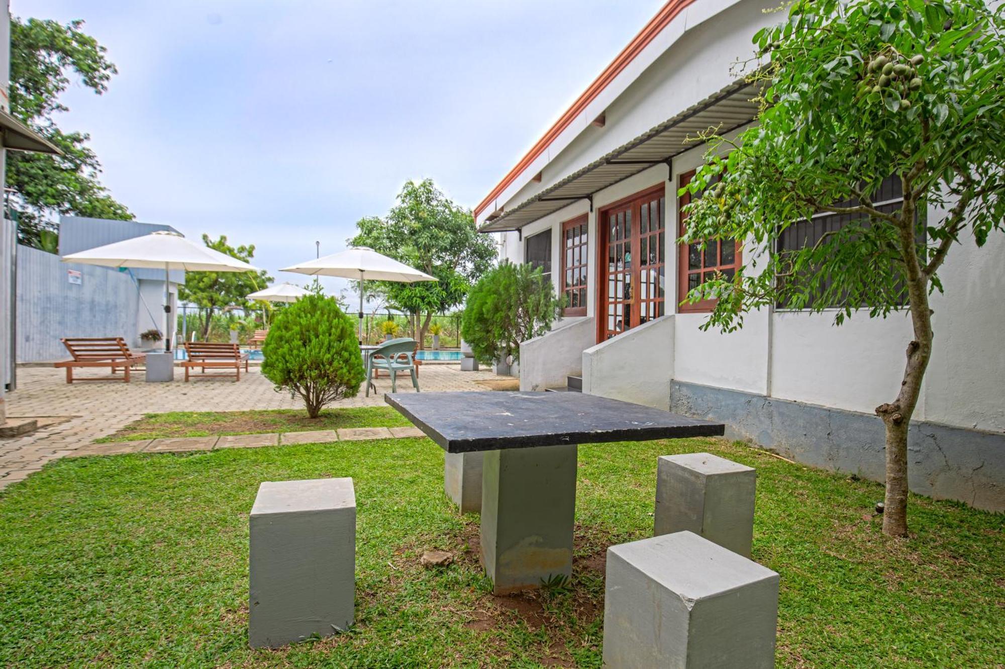 Wild Le Green Hotel Udawalawe Exterior photo